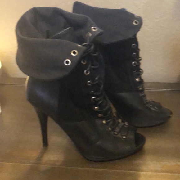 Guess Shoes - Guess Black Boots